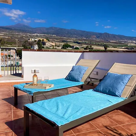 Romantica Ocean Retreat 아파트